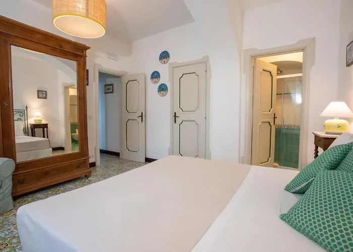 Posea Collection - Levante Positano